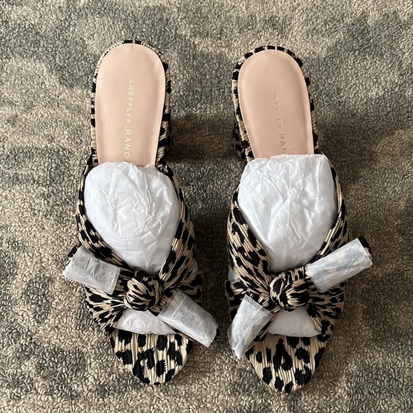 NWT Loeffler Randall Penny - Picture 4 of 8